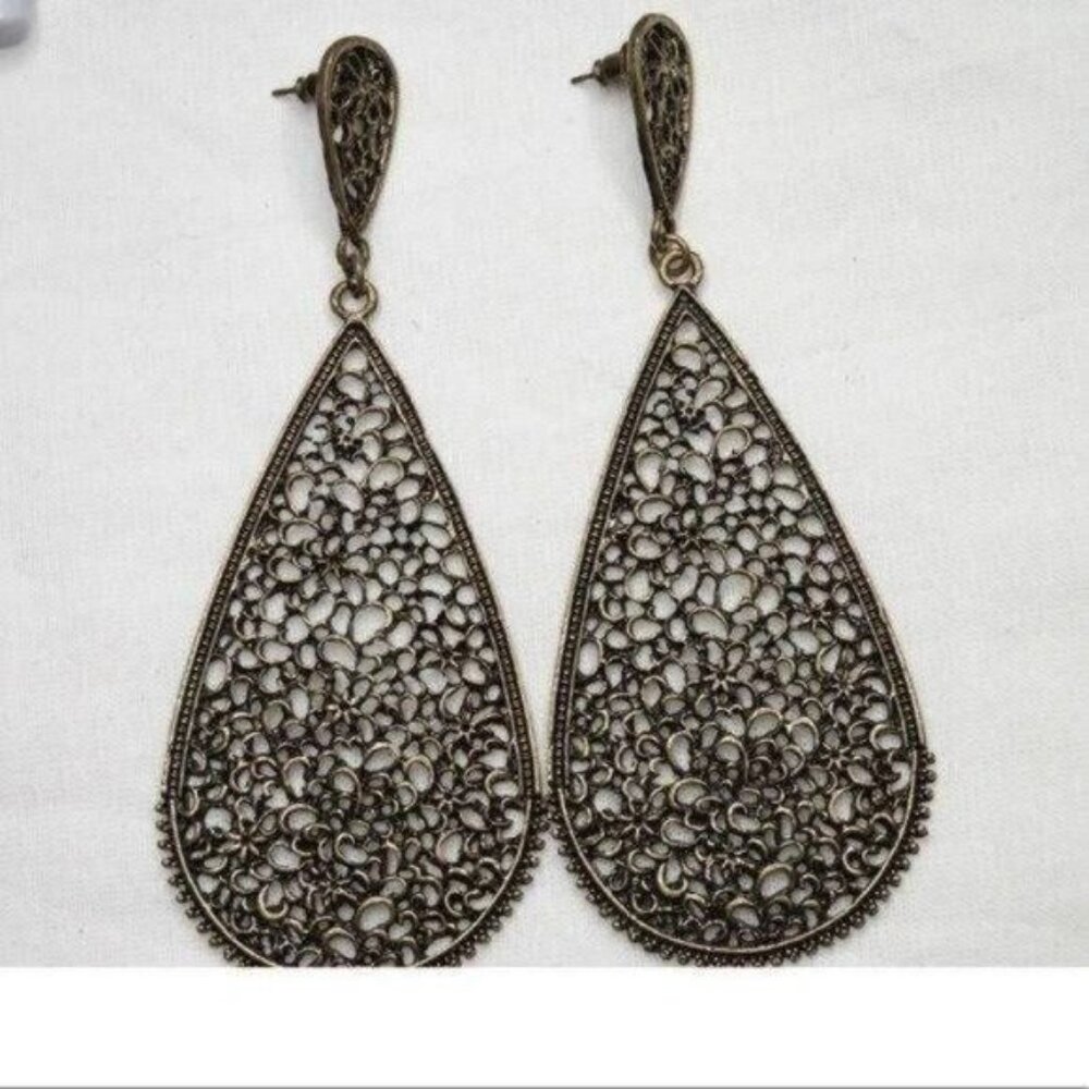 New Beautiful Statement Earrings